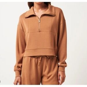 NWT TRAVIS MATHEW Skyloft Half Zip Top Chestnut Tan Size Small Casual Sweatshirt